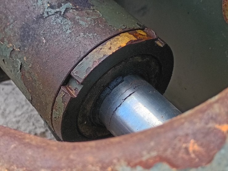 1991-deere-550g-image-56