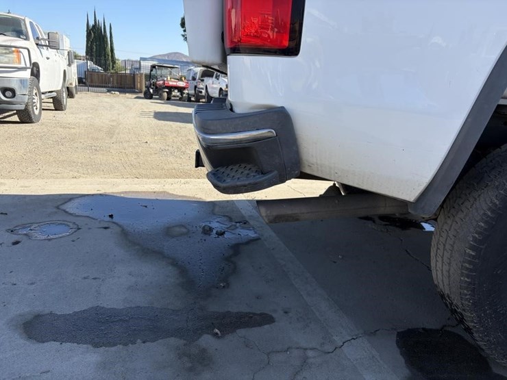 2015-gmc-sierra-3500hd-image-5