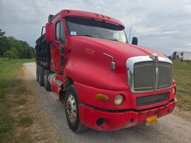 2007-kenworth-t2000-image-21