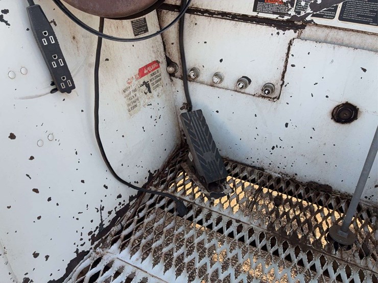 2009-international-workstar-7400-image-22