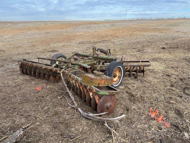 john-deere-11-image-5