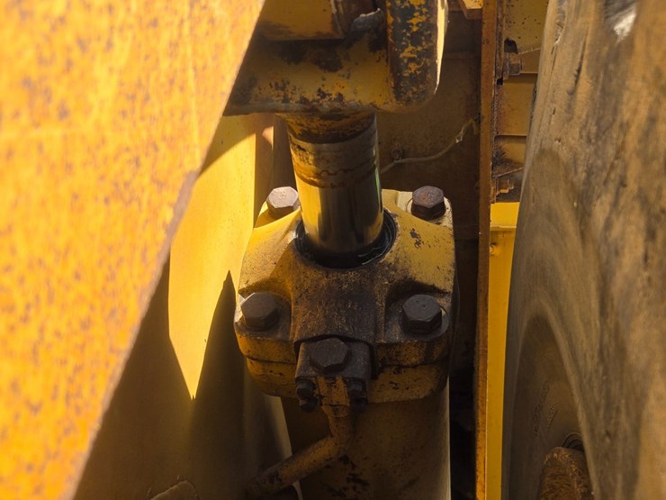1980-caterpillar-988b-image-57