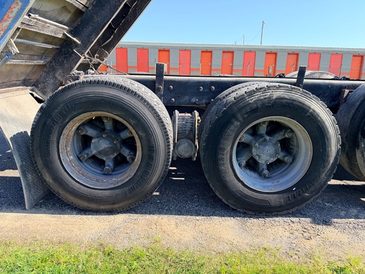 1993-mack-dm690s-image-69