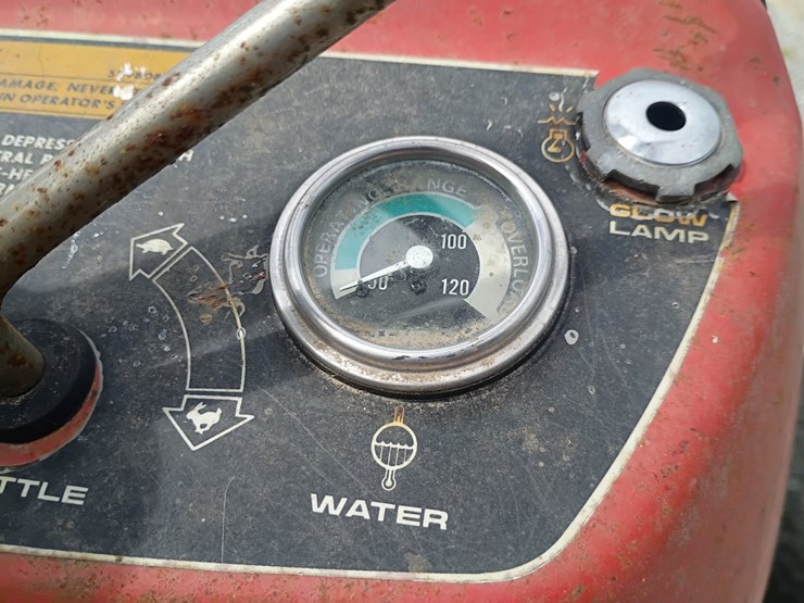1978-massey-ferguson-210-image-27