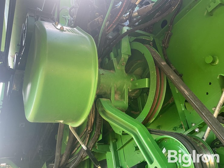 2010-john-deere-9770-sts-image-16
