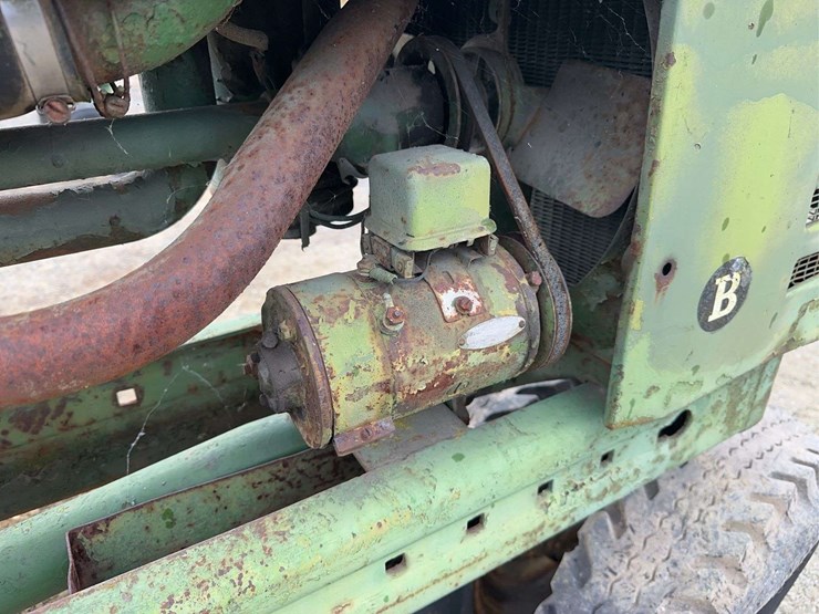 john-deere-model-b-image-35