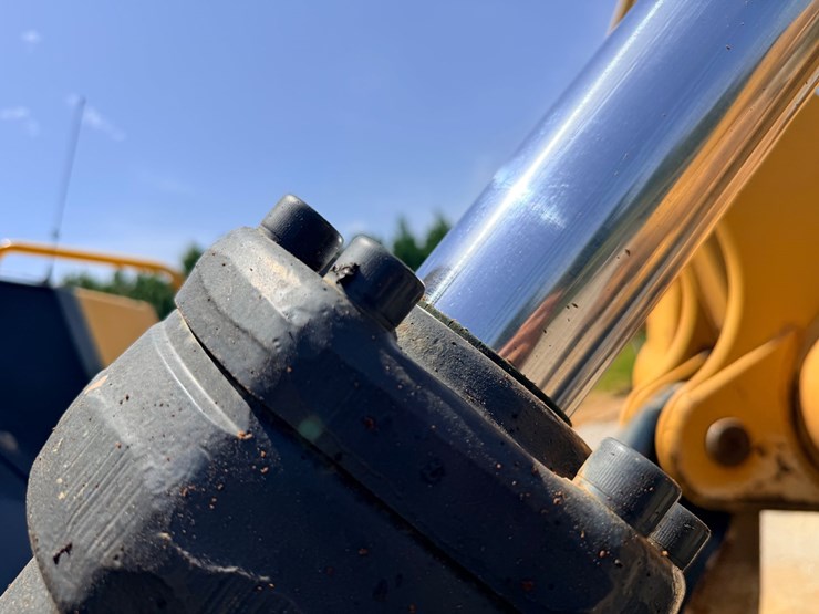 2017-deere-950k-image-131