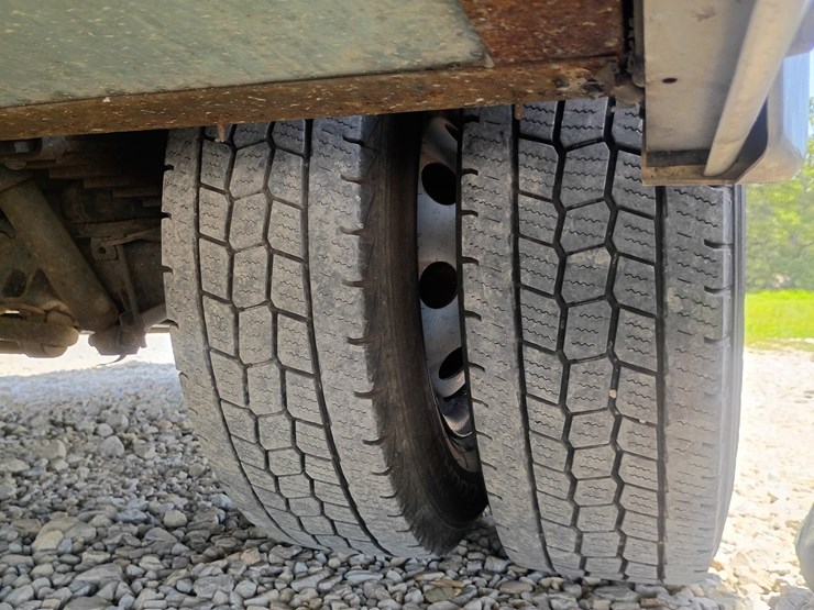 2005-ford-e450-image-139
