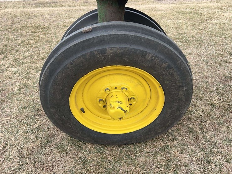john-deere-model-a-image-15
