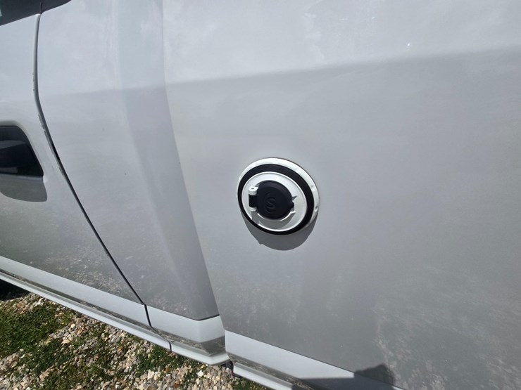 2019-ford-f150-image-46