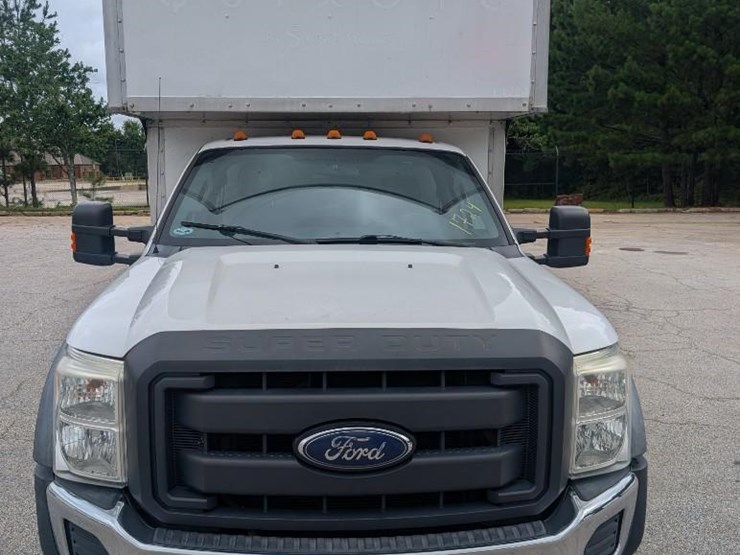 2016-ford-f550-image-3