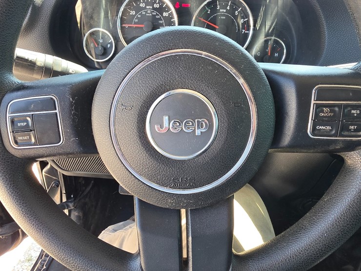 2015-jeep-wrangler-image-39