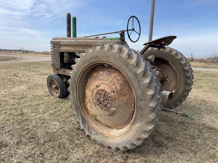 john-deere-model-a-image-3