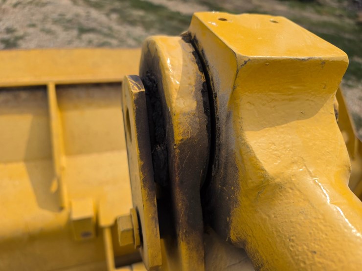 1983-caterpillar-973-image-141