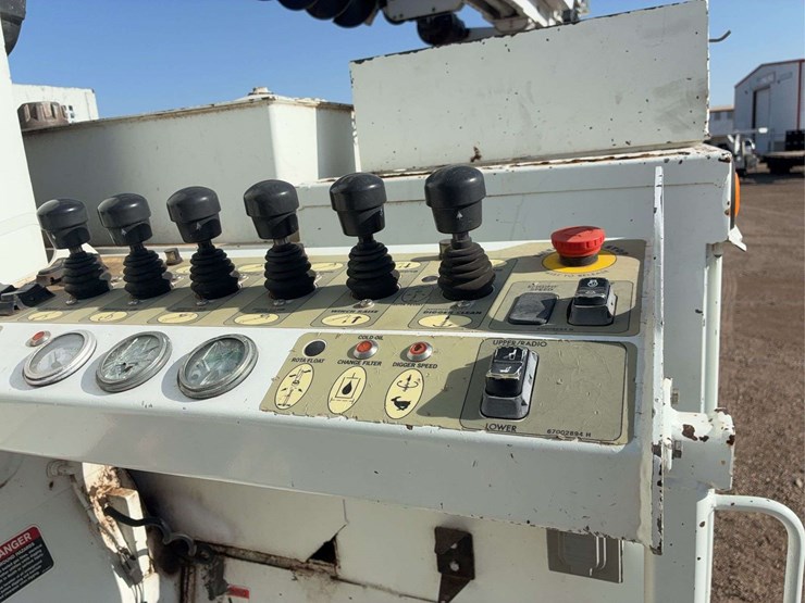 2009-international-workstar-7400-image-6