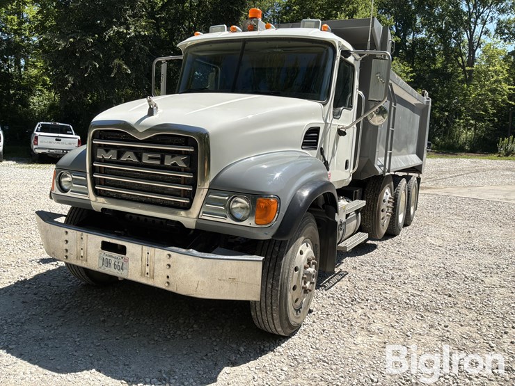 2003-mack-granite-cv713-image-12