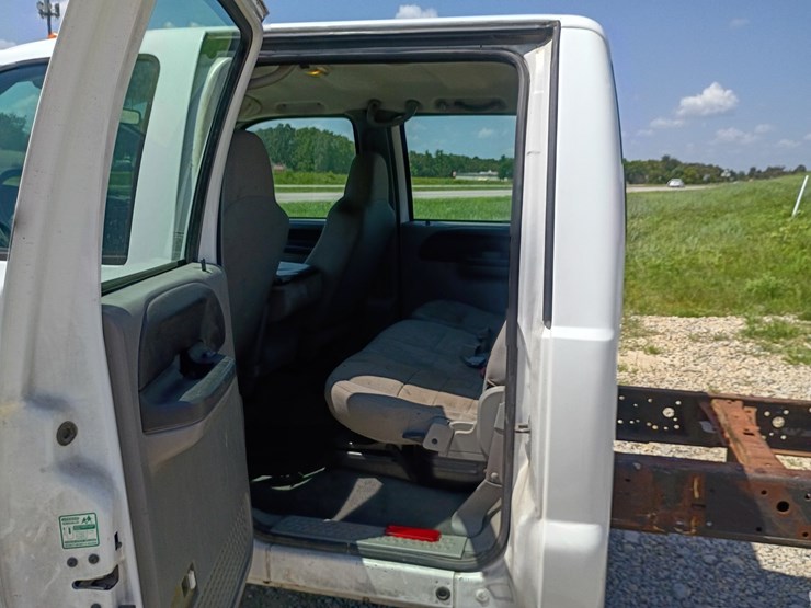 2007-ford-f550-image-60