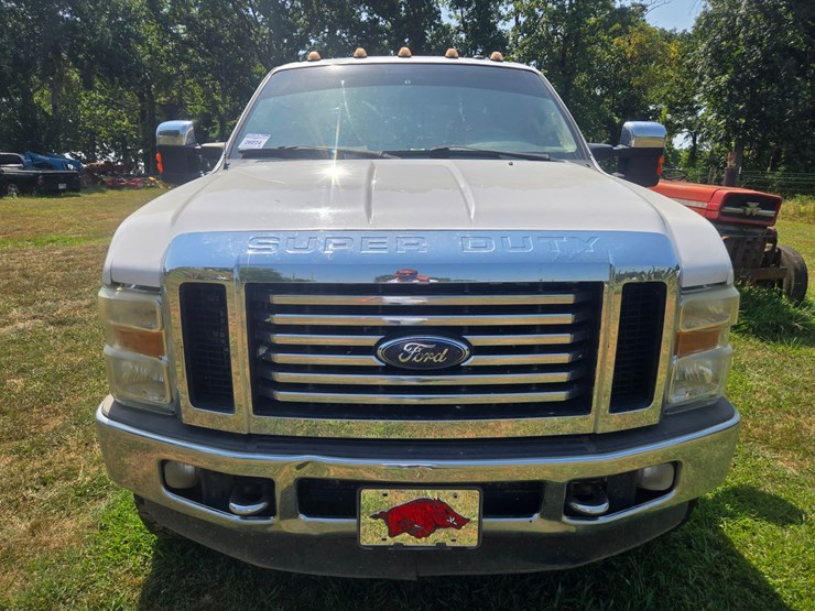2010-ford-f350-image-12