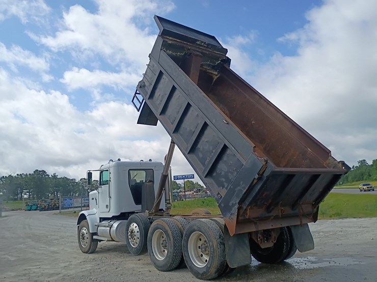 #24861-•-1988-freightliner-flc-dump-truck-image-27