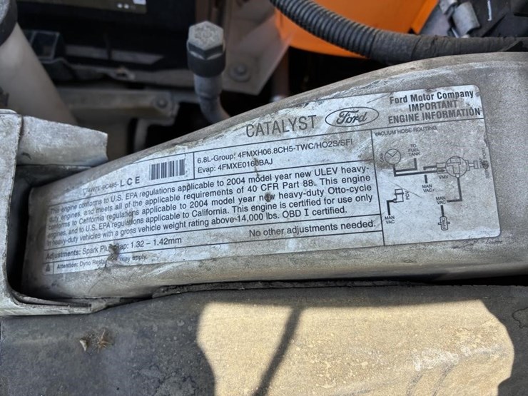 2004-ford-f450-image-14