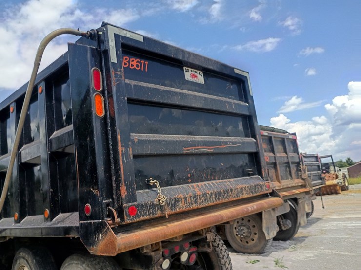 2014-peterbilt-367-image-72