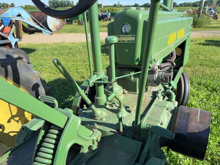 john-deere-model-b-image-27