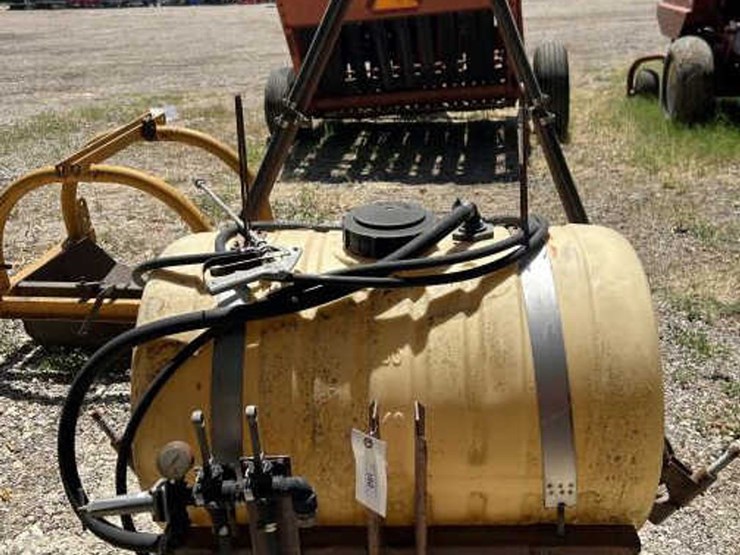 #180-•-3-pt.-boom-sprayer-50-gallon-tank-w/-wand-image-2
