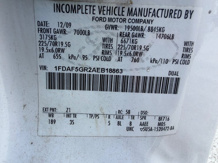 2010-ford-f550-image-49