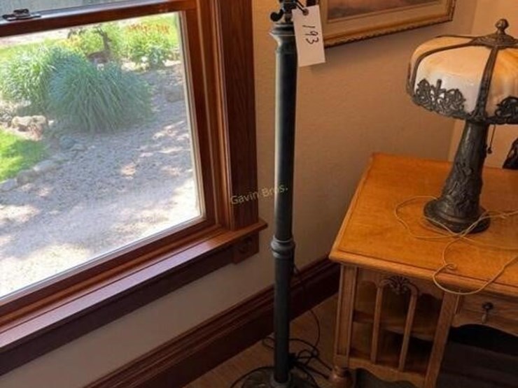 floor-lamp-image-3