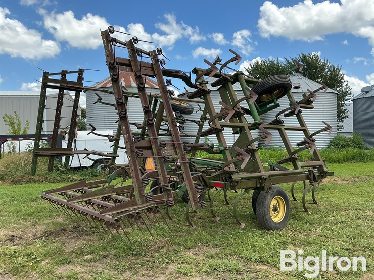 john-deere-field-cultivator-image-5