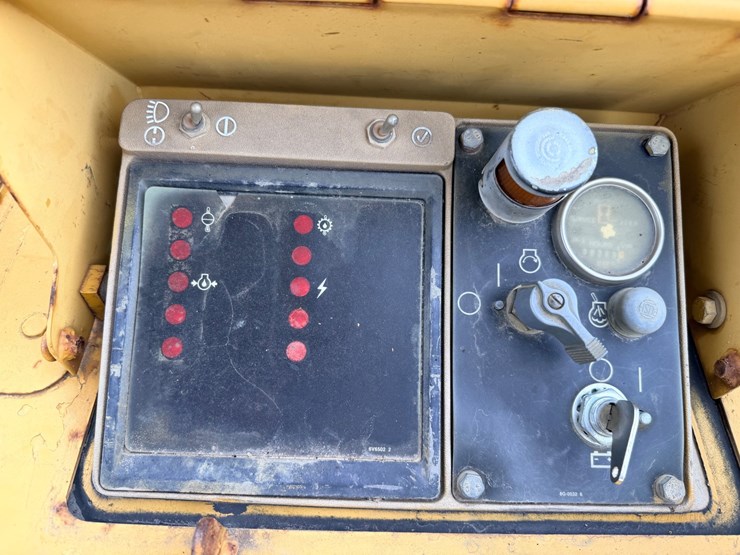1985-caterpillar-963-image-57