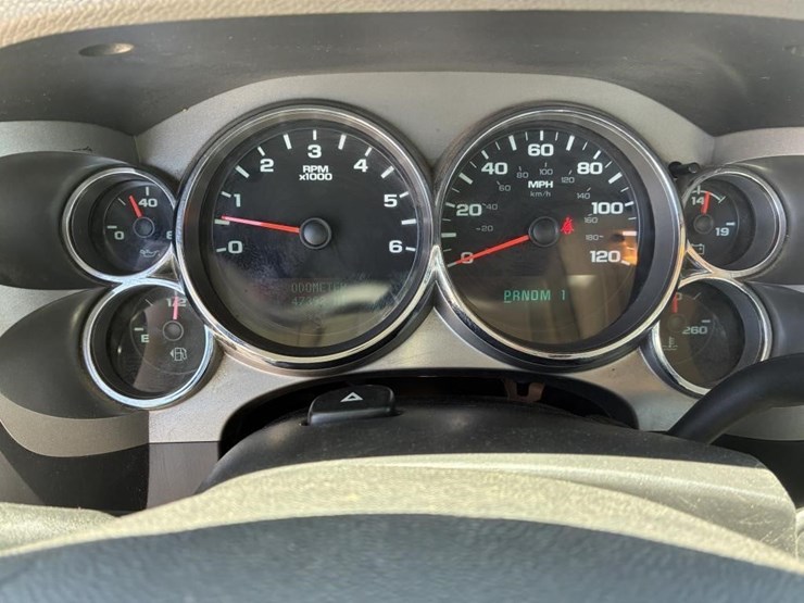 2012-gmc-sierra-2500-image-21