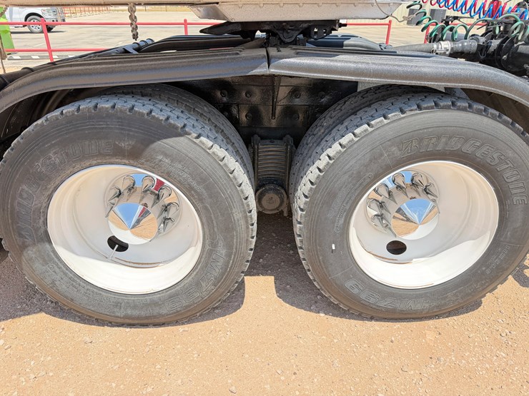 2004-troxell-130bbl-image-6