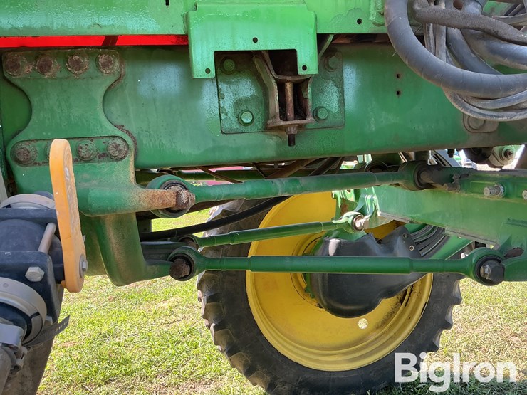 2010-john-deere-4630-image-11