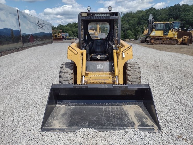 john-deere-250-image-2