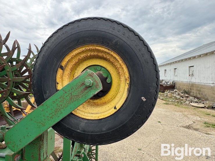 john-deere-20-image-16