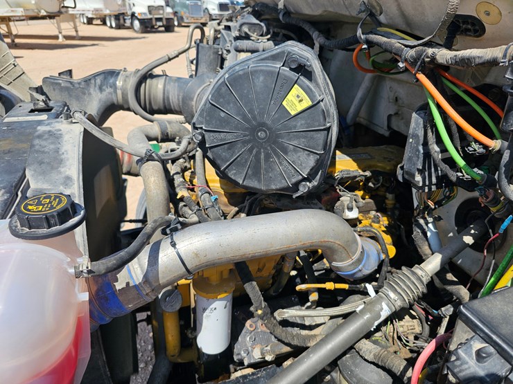 2005-ford-f750-image-10