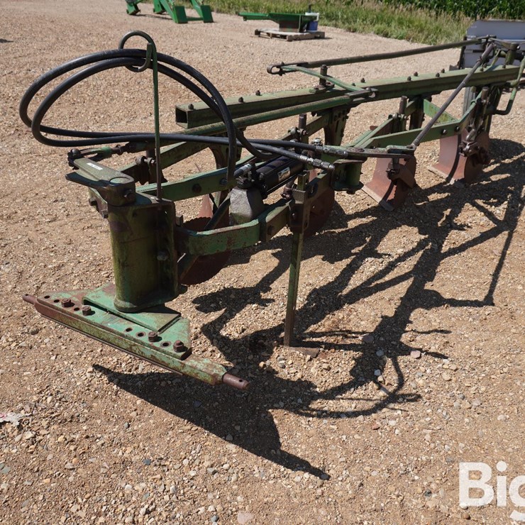 JOHN DEERE 414