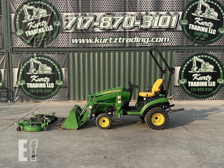 2018-john-deere-1025r-image-1