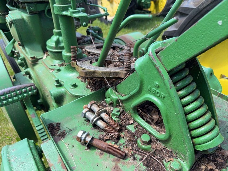 john-deere-model-b-image-15