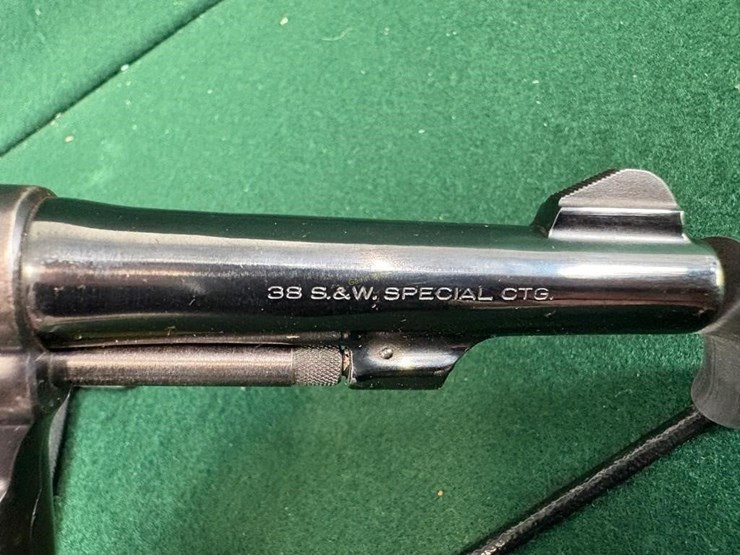 smith-&-wesson-38-s&w-spl-revolver-image-7