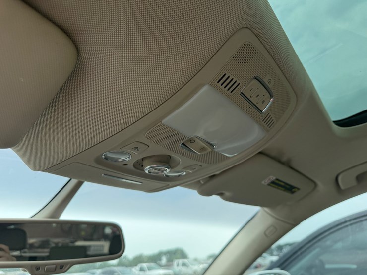 2012-audi-q5-image-45