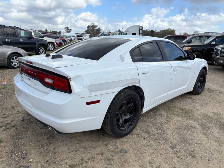 #34837-•-2012-dodge-charger-image-3