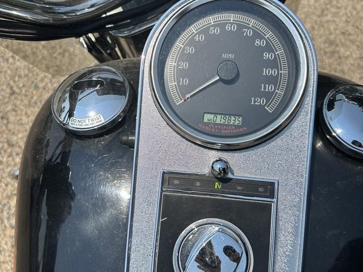 2005-harley-davidson-fat-boy-8414-image-18