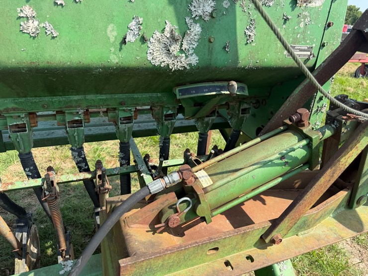 john-deere-15-image-32