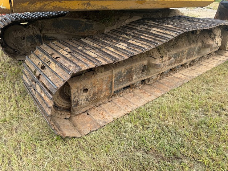 komatsu-pc200-image-18