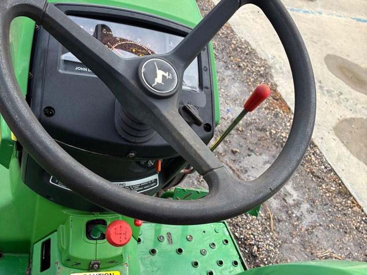 john-deere-790-image-6