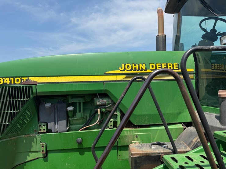 john-deere-8410t-image-37