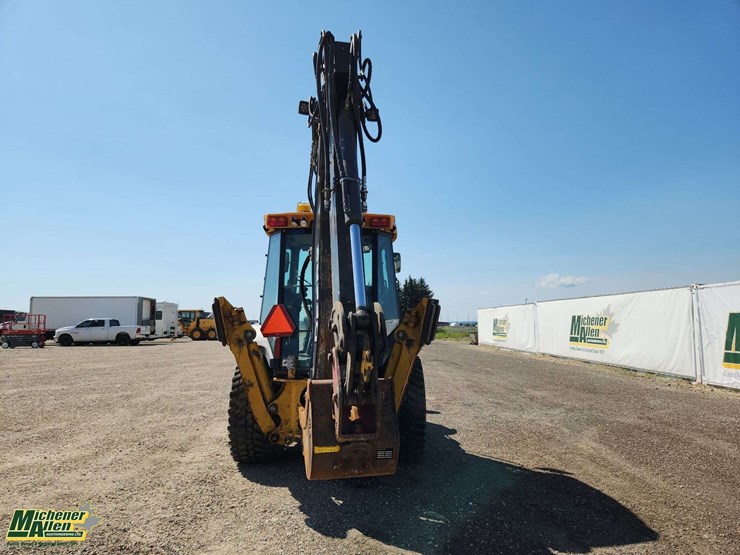 deere-410l-image-25