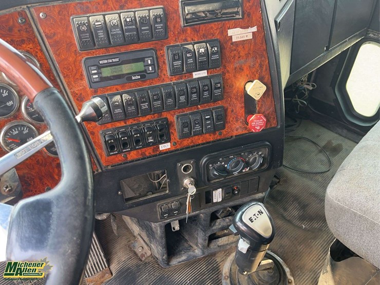 2007-western-star-4900-image-15